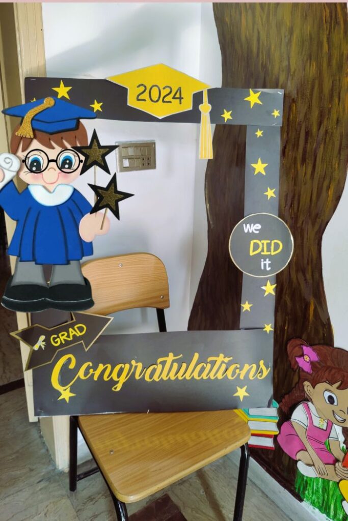 Photo Booth Graduation Idea